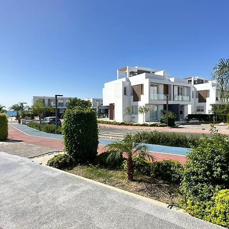 Four Seasons Life Rentals Trikomo Kültér fotó