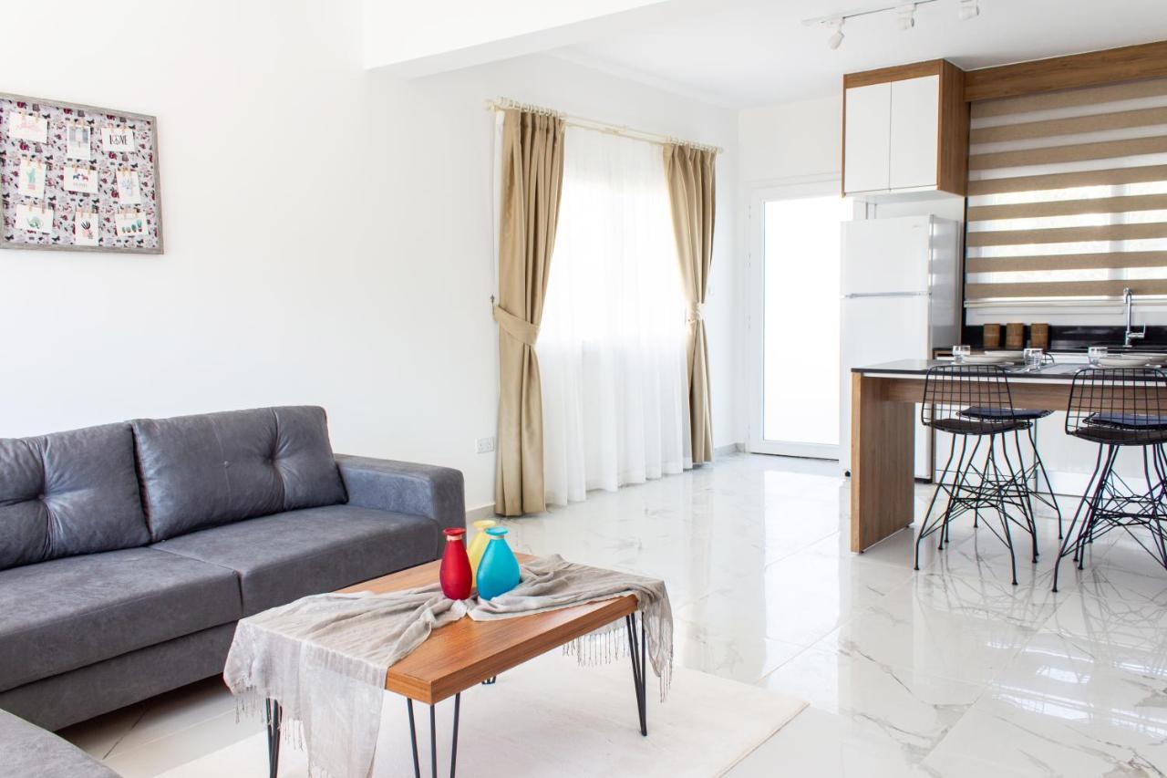 Four Seasons Life Rentals Trikomo Kültér fotó