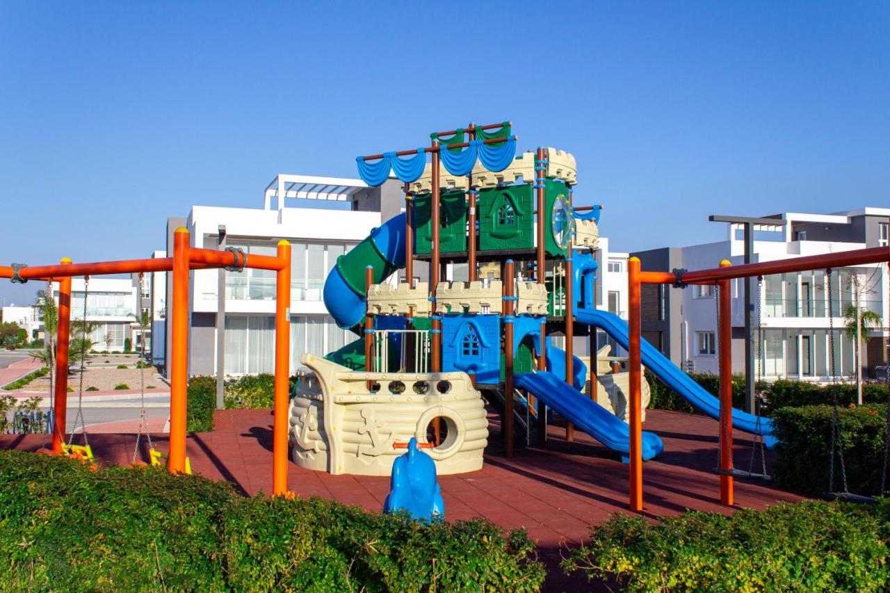 Four Seasons Life Rentals Trikomo Kültér fotó