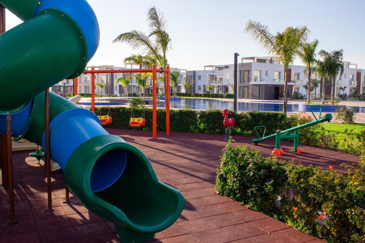 Four Seasons Life Rentals Trikomo Kültér fotó