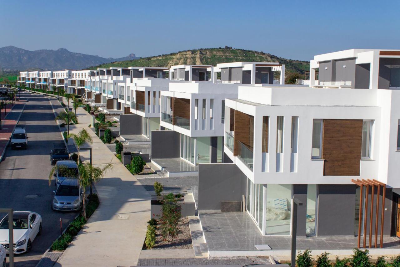 Four Seasons Life Rentals Trikomo Kültér fotó